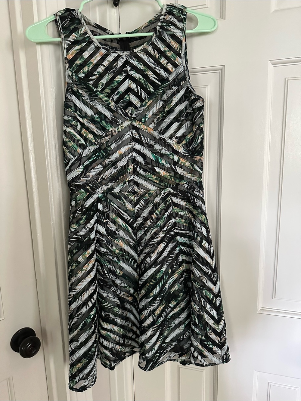 Parker women’s girls XS black sheer tropical chevron Mirabelle dress